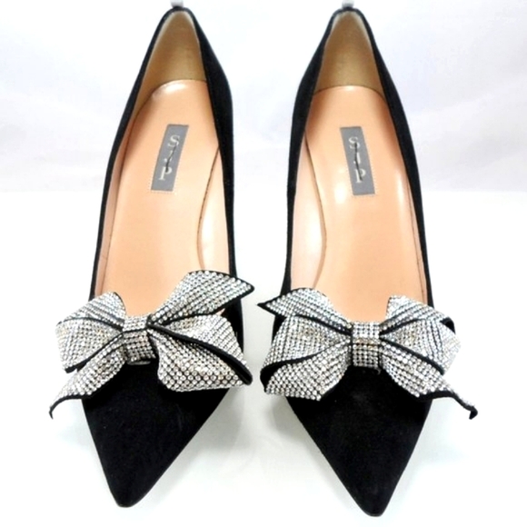NIB$545 SJP by Sarah Jessica Parker Crystal-Embellished Bow Suede Pumps 38.5 8 - Picture 9 of 15